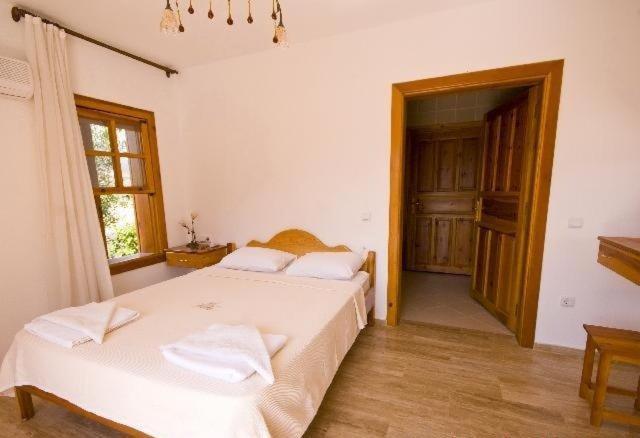 Havuzlu Villa Izmir Eksteriør billede